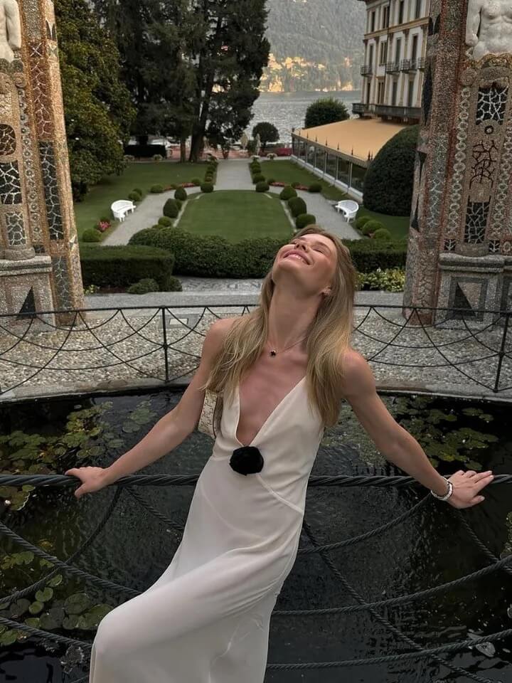 Vestido Longo De Musseline Alça Fina Flor 3D Preto