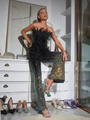 Macacão Tomara Que Caia Com Plumas e Paetês