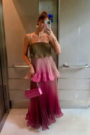 Vestido Longo Plissado Multicolorido Com Babados em Camadas