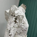 Vestido Midi Rendado Manga Longa Com Cinto Branco