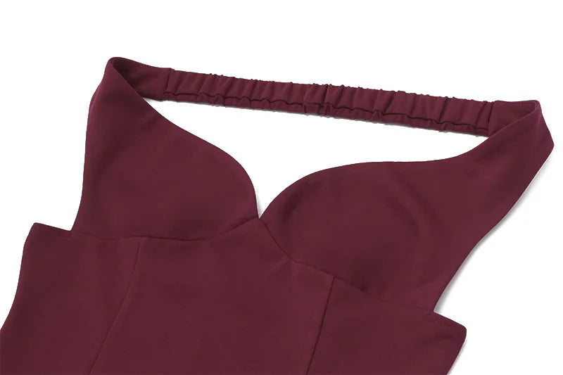 Vestido Curto Rodado Decote Ombro a Ombro Vinho