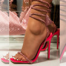 Sandália Salto Agulha Com Tiras Strass