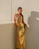 Vestido Longo Metalizado Gola V Dourado