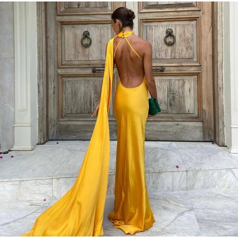 Vestido Longo Cetim Um Ombro Só Com Amarração No Pescoço Amarelo
