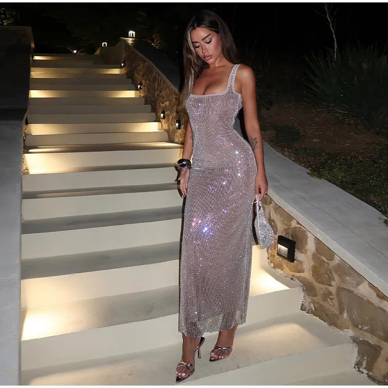 Vestido Midi Todo em Strass Champagne