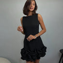 Vestido Curto Sem Manga Com Babados Em Cetim Preto