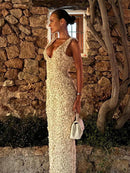 Vestido Longo Com Fenda Flores 3D Off White