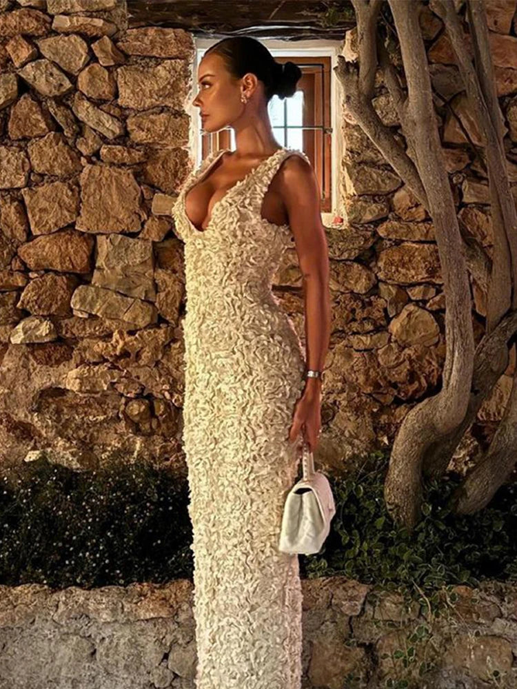 Vestido Longo Com Fenda Flores 3D Off White