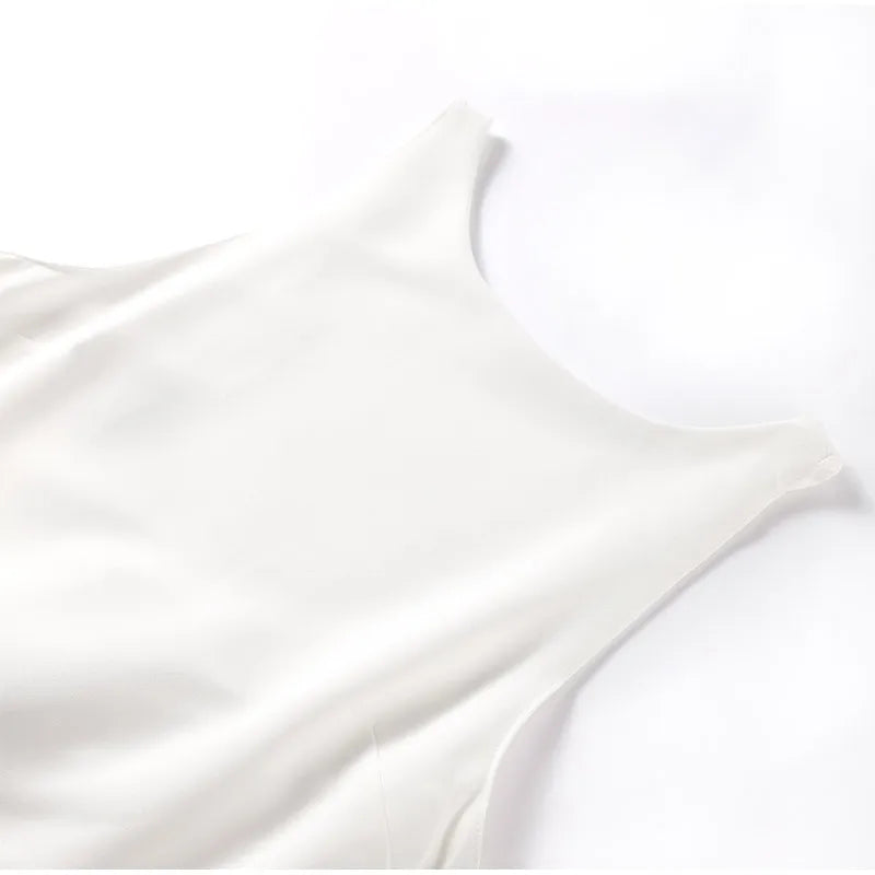Vestido Curto Sem Manga Com Babados Em Cetim Preto