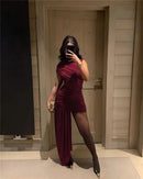 Vestido Curto Assimétrico Com Calda Frontal Vinho