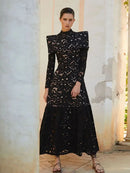 Vestido Longo Rendado Gola Halter Manga Longa Preto