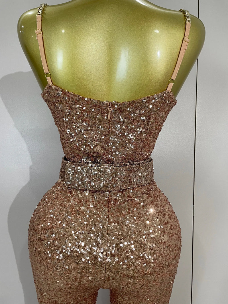 Macacão Bordado De Paetês Dourado