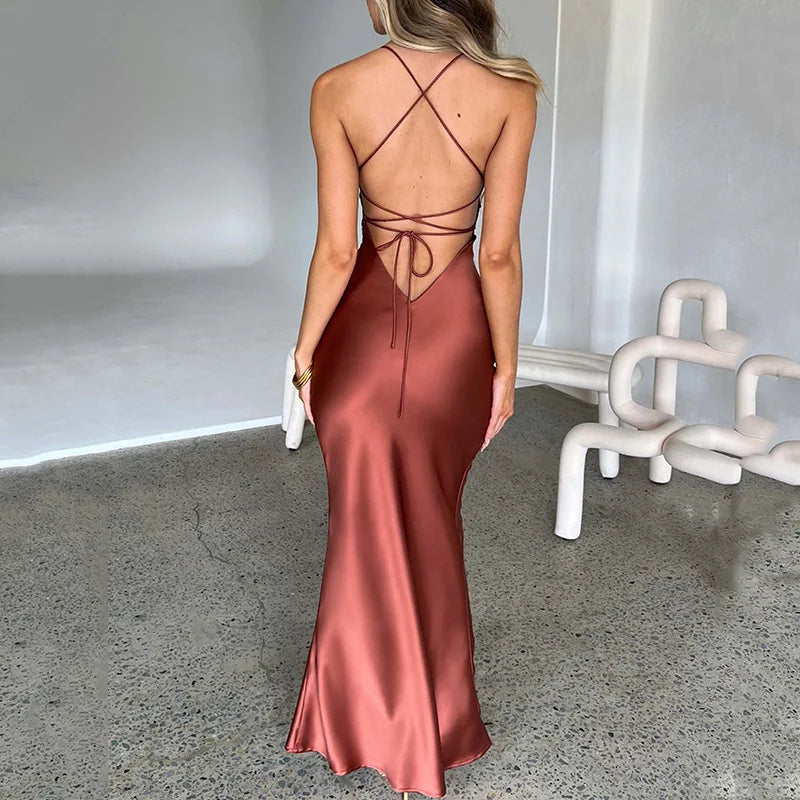 Vestido Longo De Cetim Decote Coração Azul