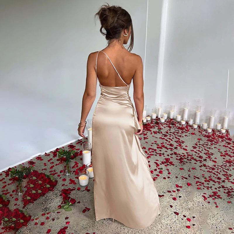 Vestido Longo De Cetim Um Ombro Só Com Fenda Vermelho