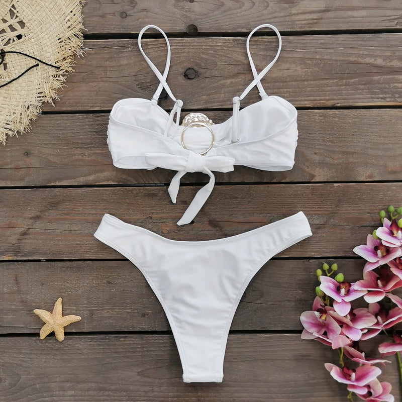 Conjunto 3 Peças Biquíni e Saia Com Fivela Preto
