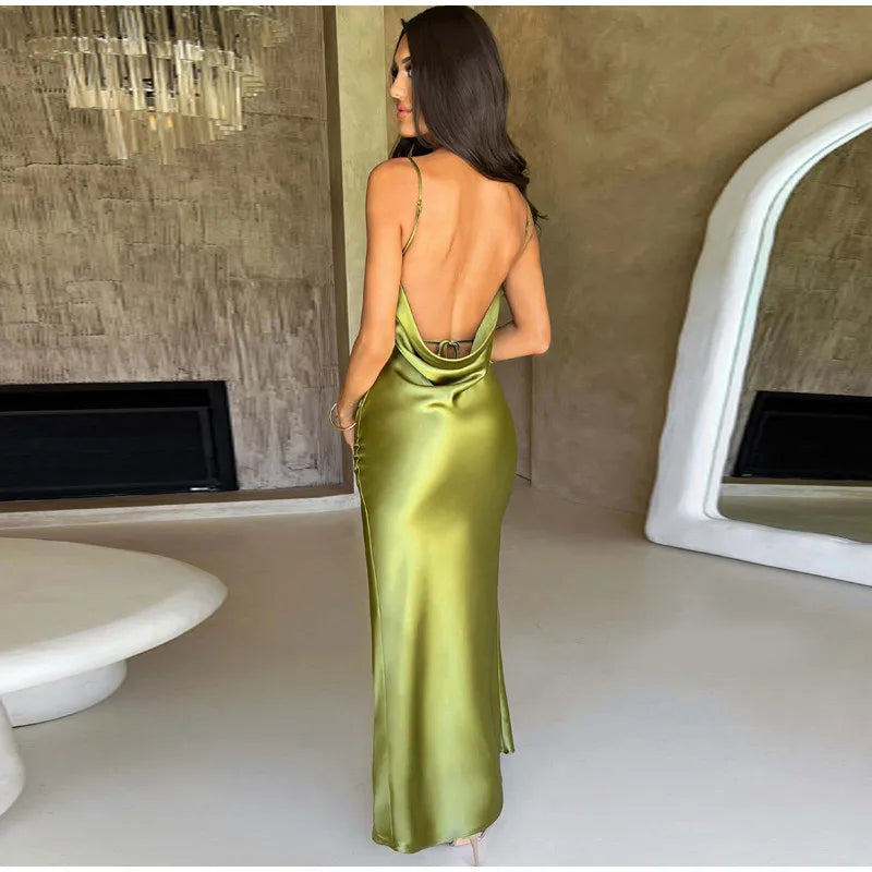 Vestido Longo Com Fenda De Cetim Verde