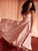 Vestido Rodado Decote Coração Rosa