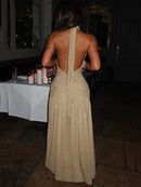 Vestido Longo Todo em Lurex Brilhoso Com Fenda Frontal Bege