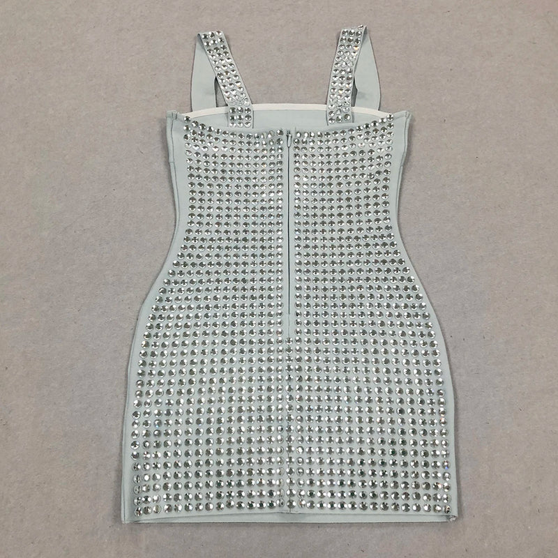 Vestido Curto Tubinho Bordado em Pedrarias Prata