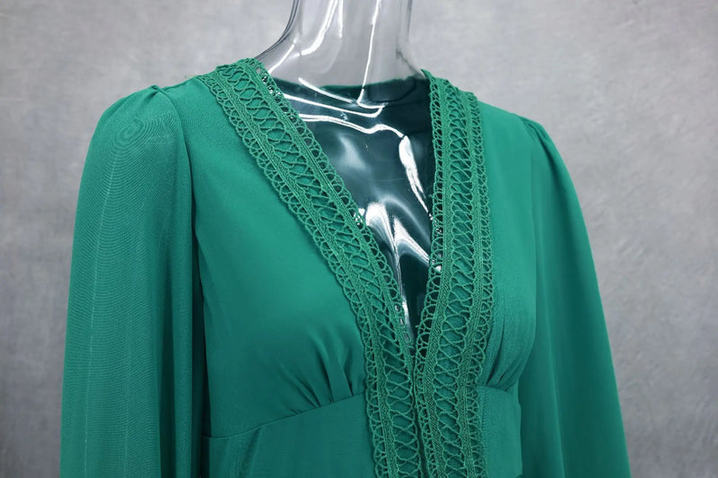 Vestido Longo Manga Longa Gola V Com Babados Rosa
