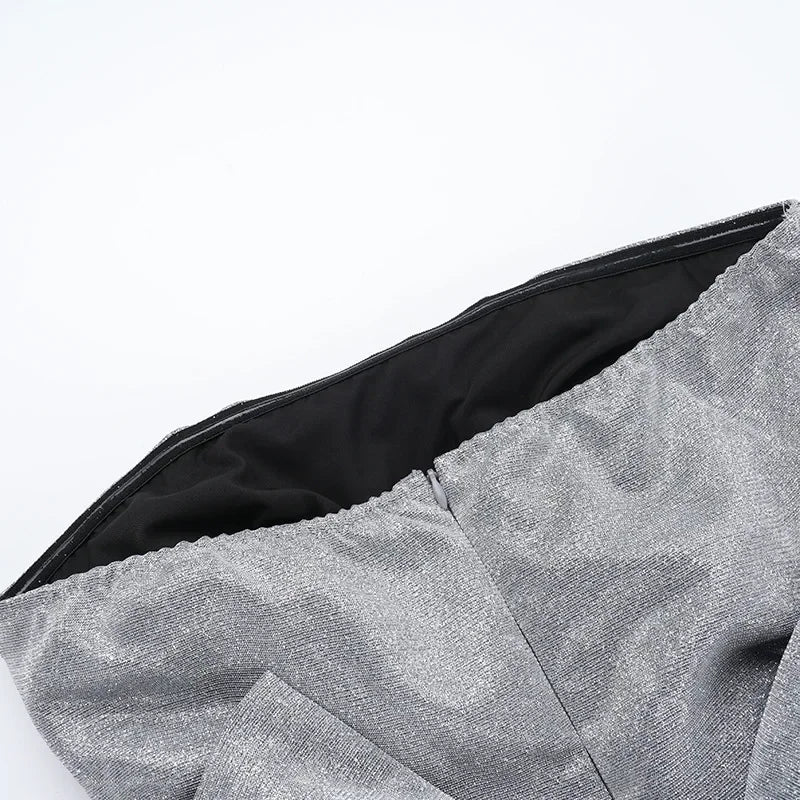 Vestido Curto Tomara Que Caia Com Brilho Cinza Escuro