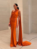 Vestido Longo Cetim Um Ombro Só Com Amarração No Pescoço Amarelo