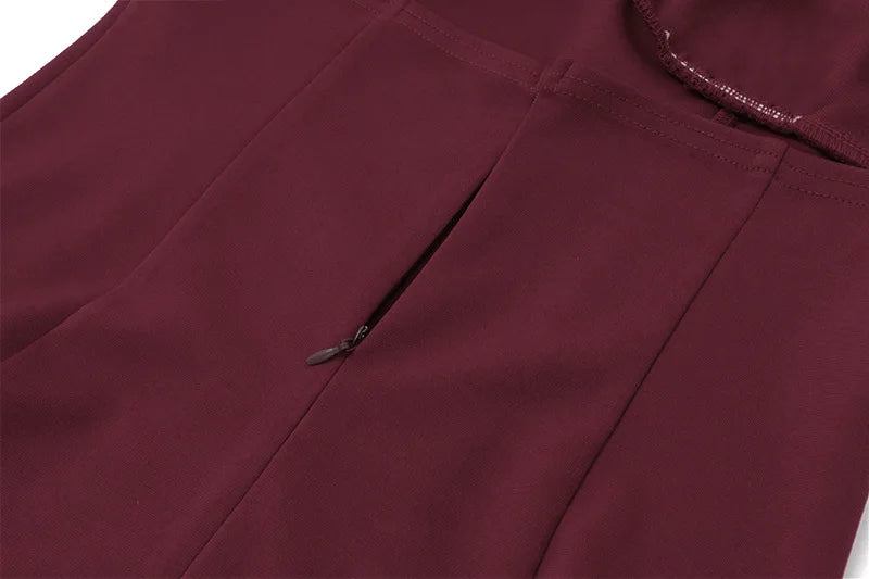 Vestido Curto Rodado Decote Ombro a Ombro Vinho