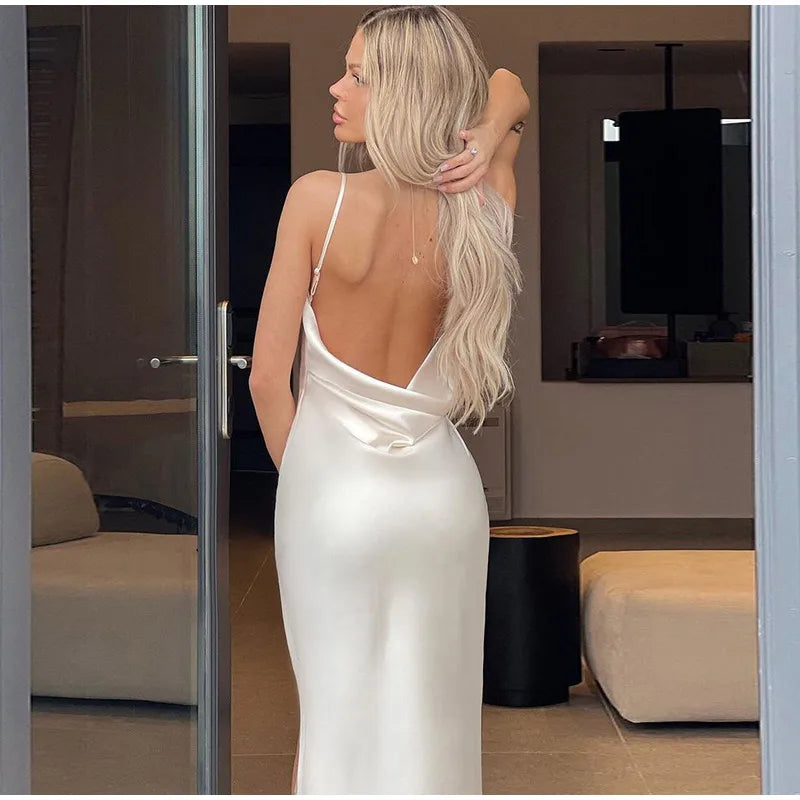 Vestido Longo Com Fenda De Cetim Verde