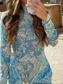 Vestido Curto Estampado Em Tule Manga Longa Com Cauda Azul
