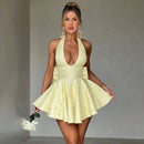 Vestido Curto Rodado Decote V Com Laço Amarelo