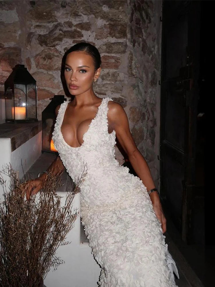 Vestido Longo Com Fenda Flores 3D Off White