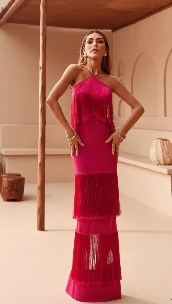 Vestido Longo Com Franjas Gola Halter Pink