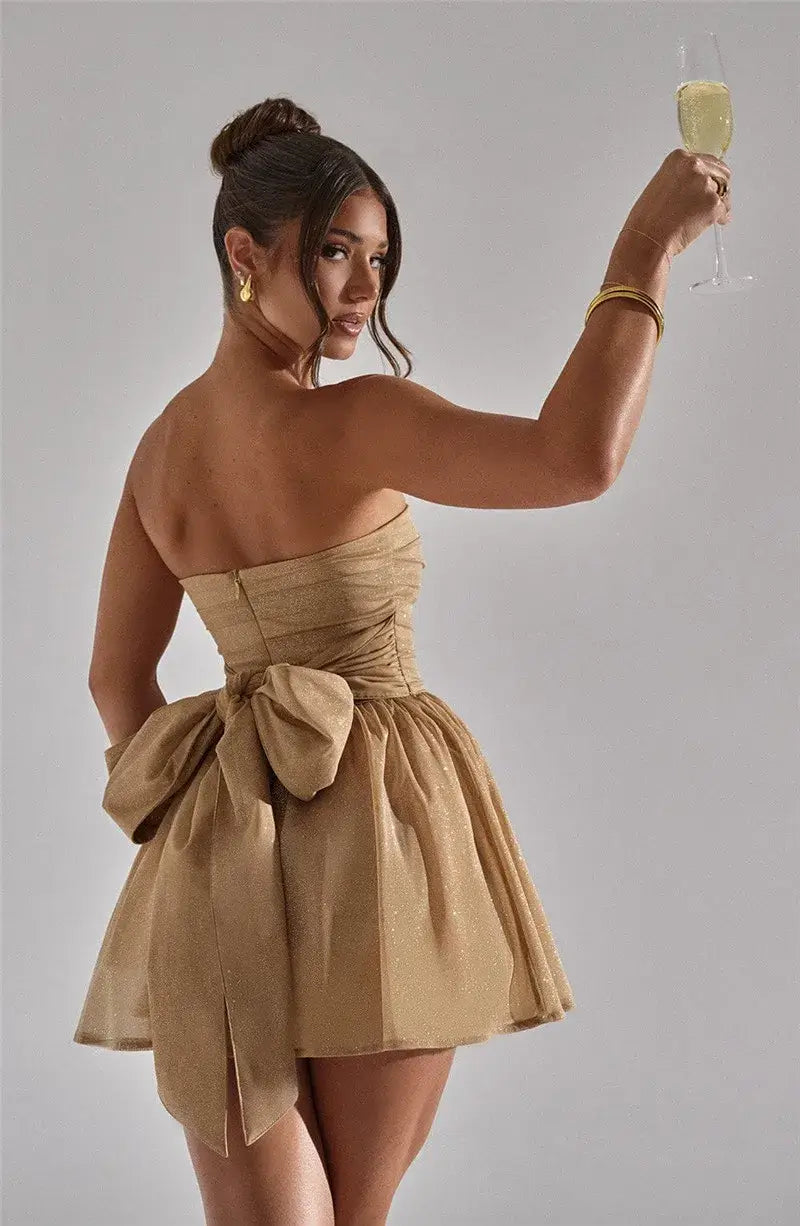 Vestido Curto Tomara Que Caia Em Lurex Brilhoso Preto