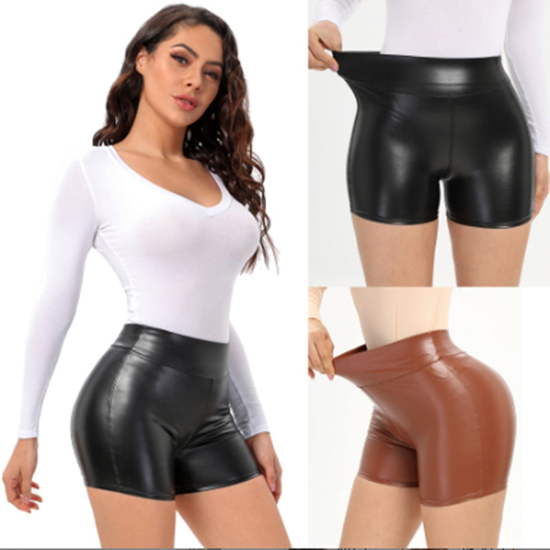 Shorts Curto Couro Eco
